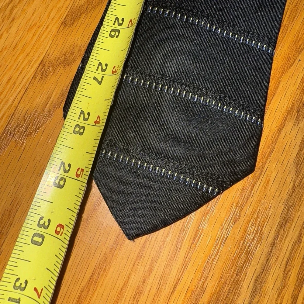 Tommy Hilfiger 100% Silk Black & Tie Made In USA